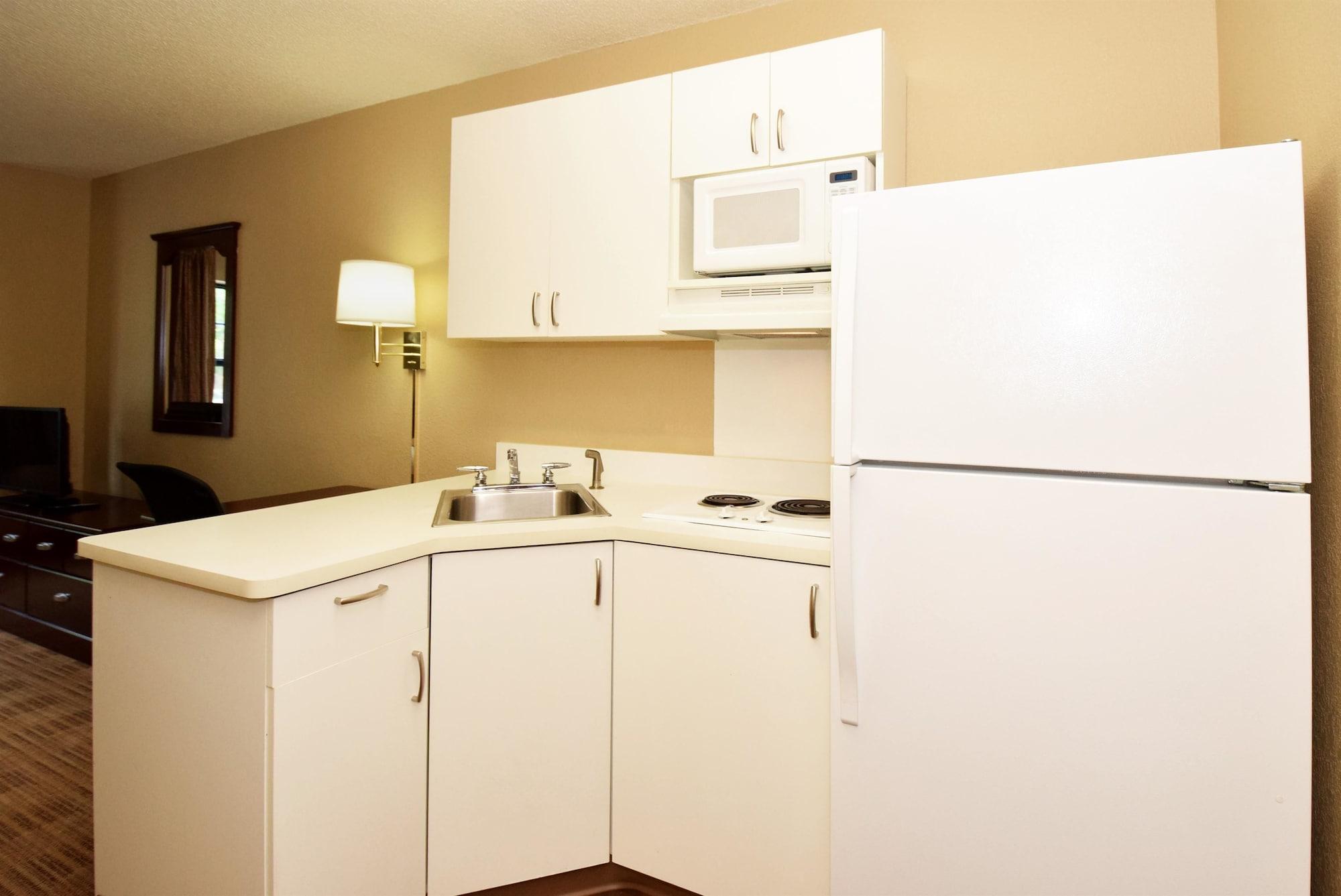 Extended Stay America Suites - Princeton - West Windsor Екстер'єр фото