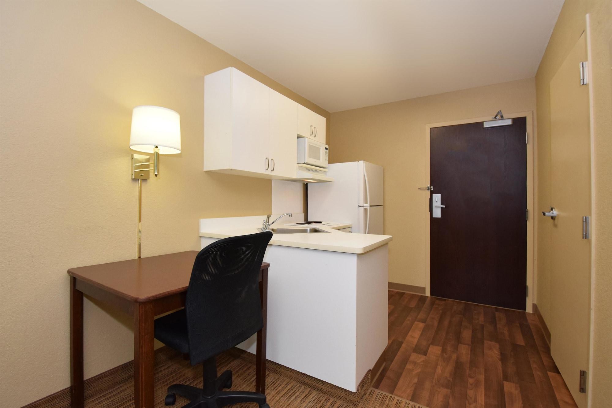 Extended Stay America Suites - Princeton - West Windsor Екстер'єр фото
