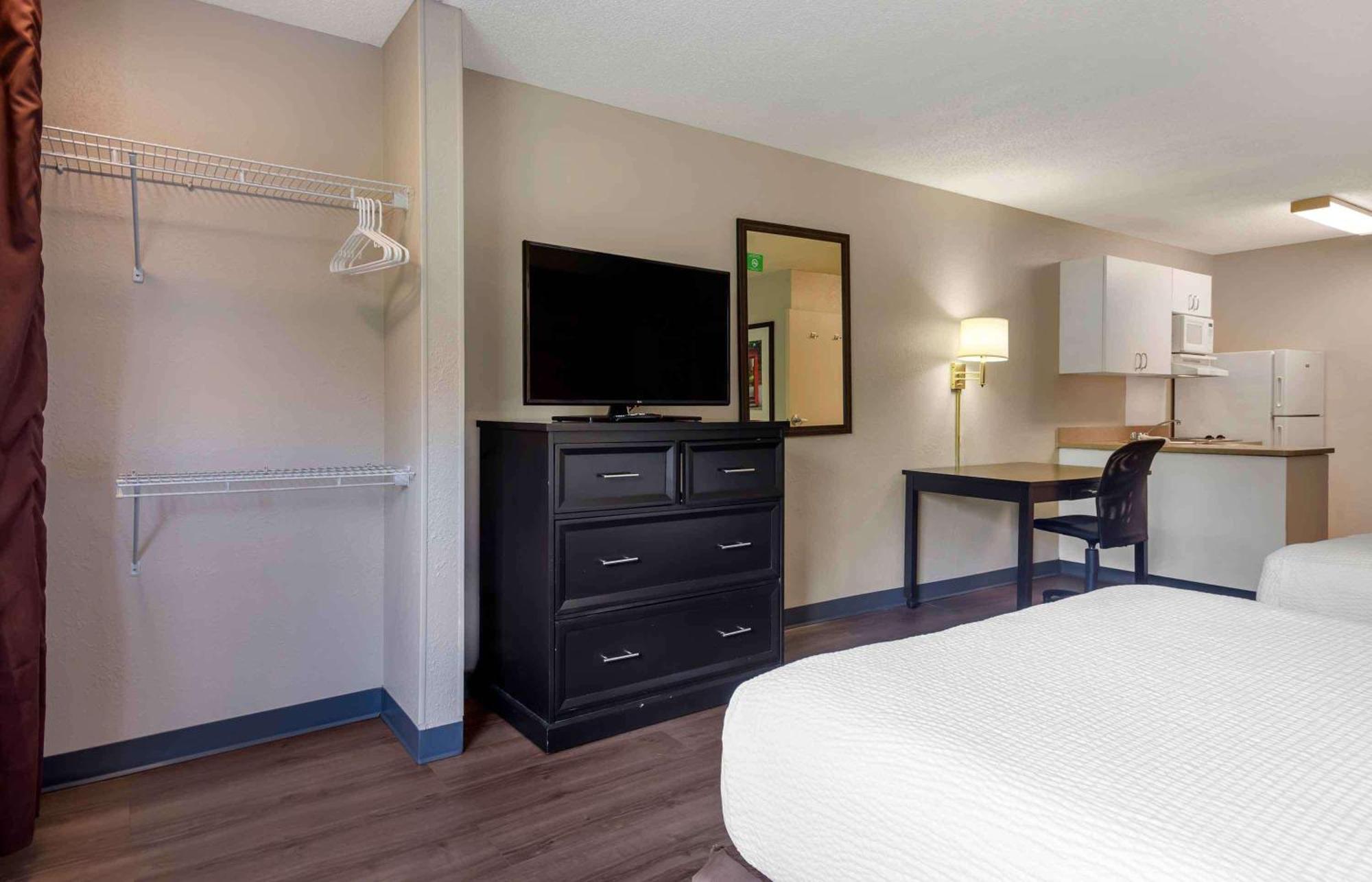 Extended Stay America Suites - Princeton - West Windsor Екстер'єр фото