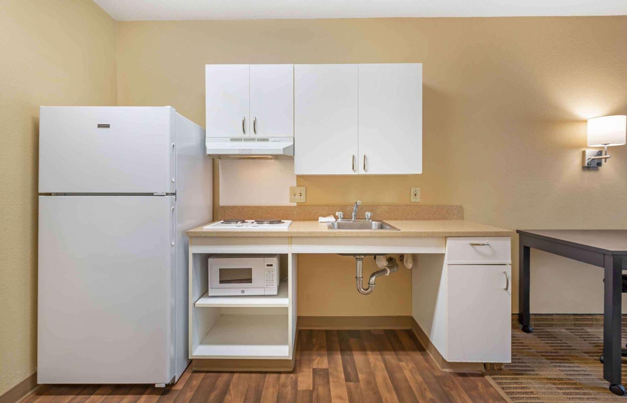Extended Stay America Suites - Princeton - West Windsor Екстер'єр фото